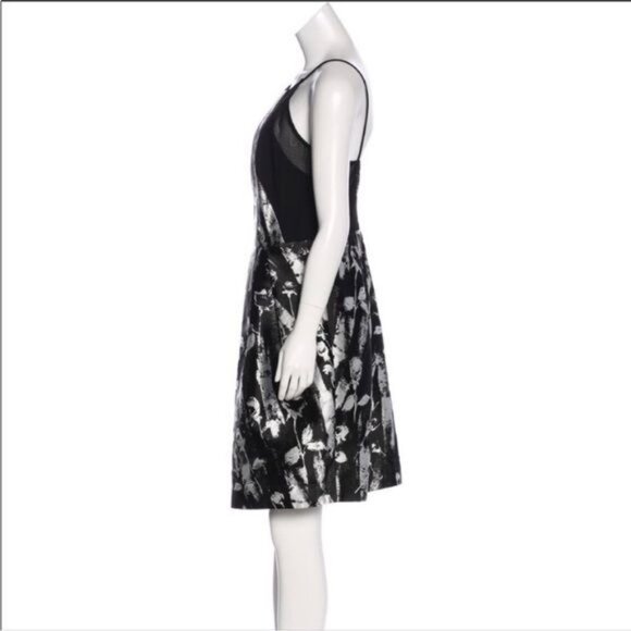 CARMEN MARC VALVO  Sleeveless black and silver abstract print Dress 12 - Picture 2 of 9